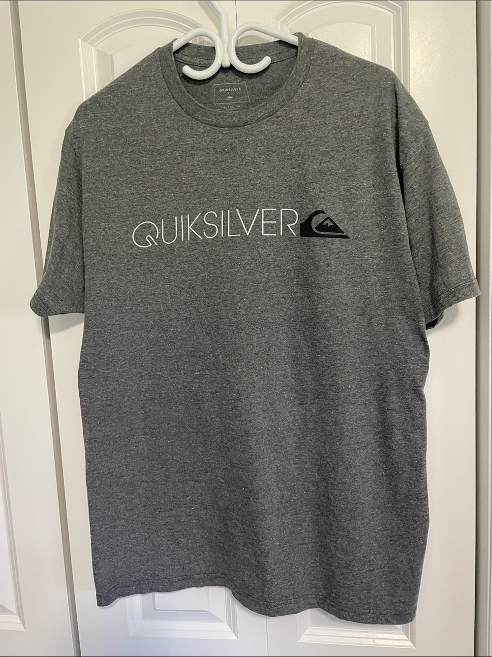 Quiksilver Men's Charcoal Gray Logo Tee
